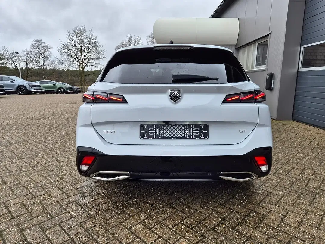 Peugeot 308 - Thumbnail 4