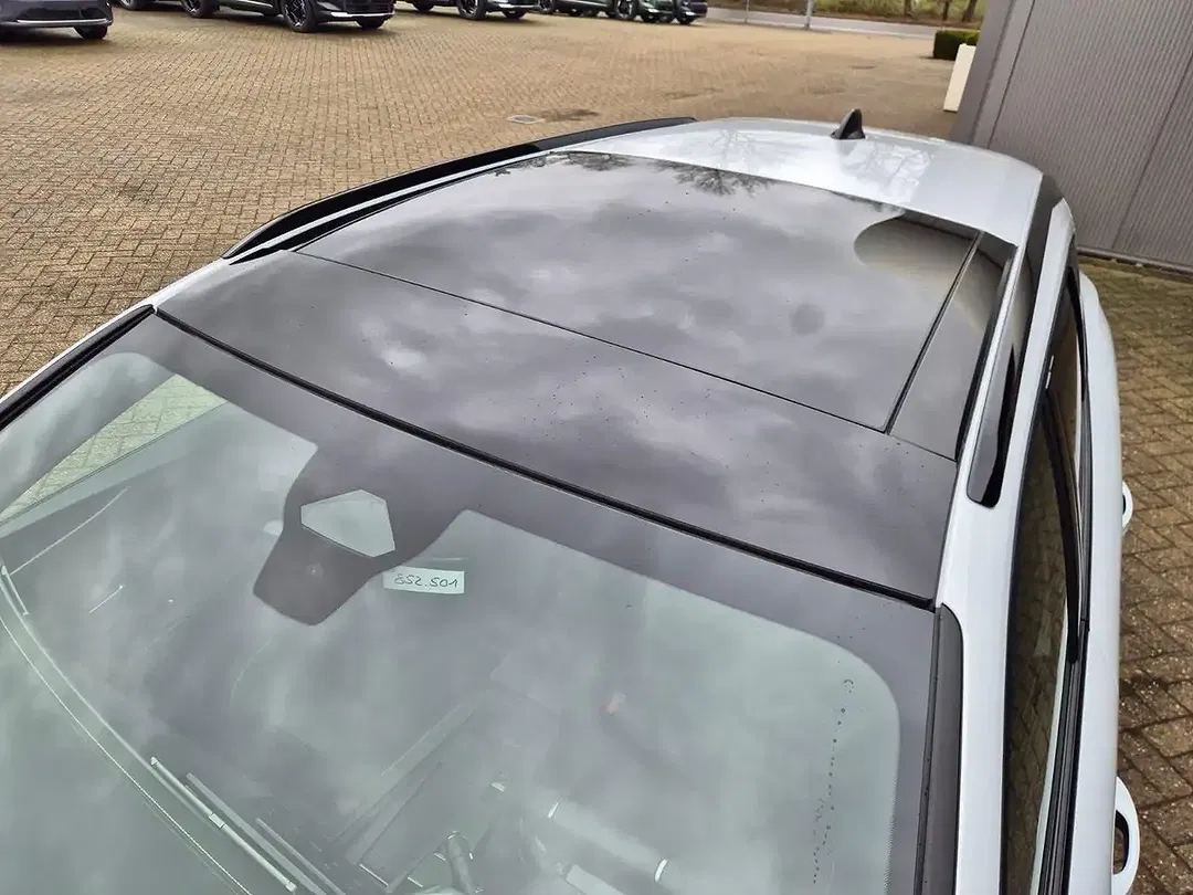 Peugeot 308 - Thumbnail 9