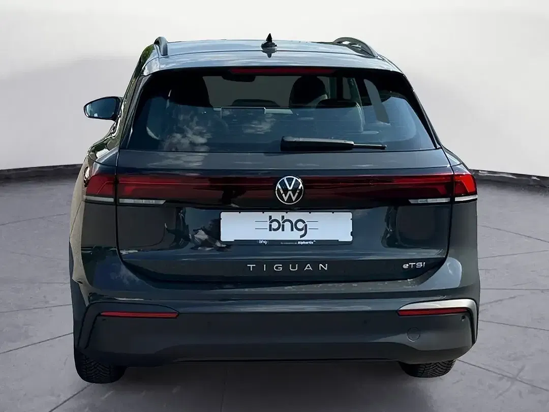 Volkswagen Tiguan - Thumbnail 3