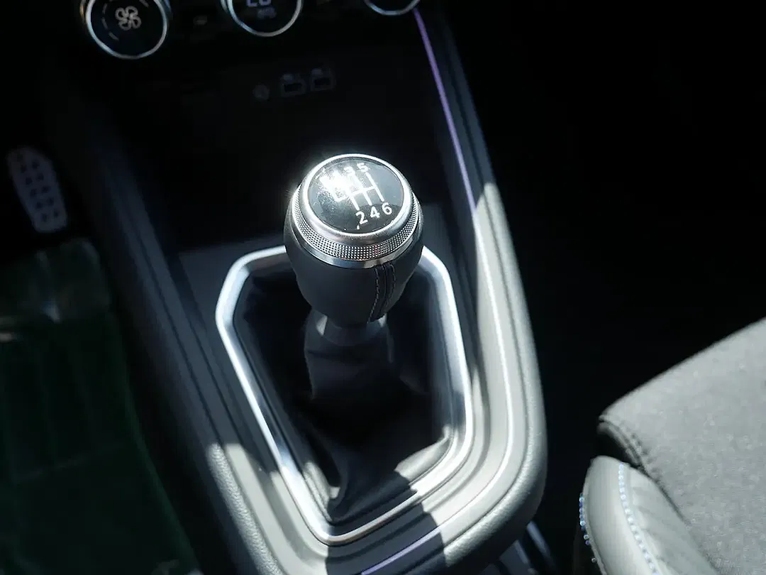 Renault Clio - Thumbnail 13
