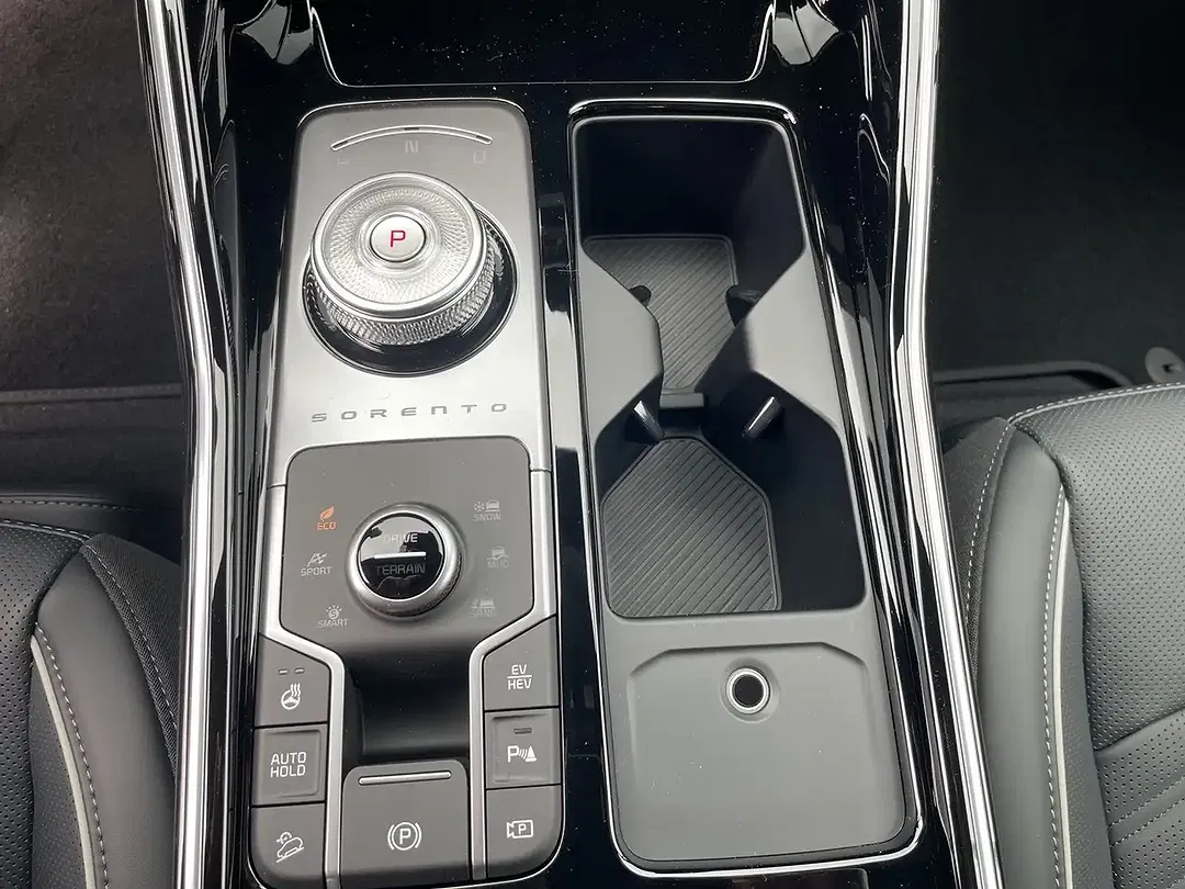 Kia Sorento - Thumbnail 14