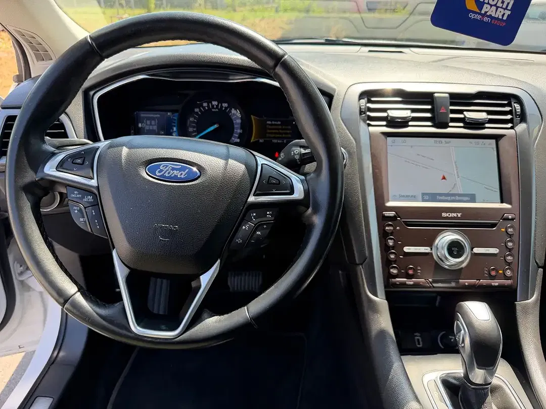 Ford Mondeo Hybrid Titanium - foto 15