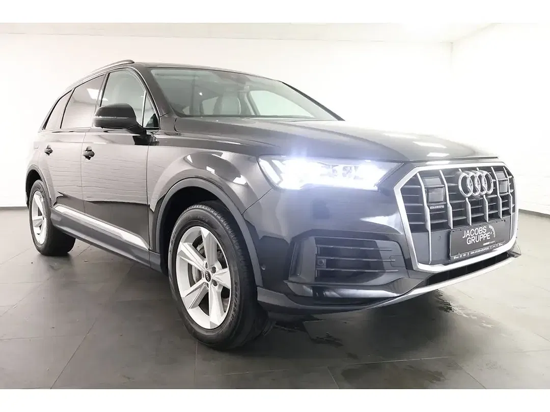 Audi Q7 - Thumbnail 3