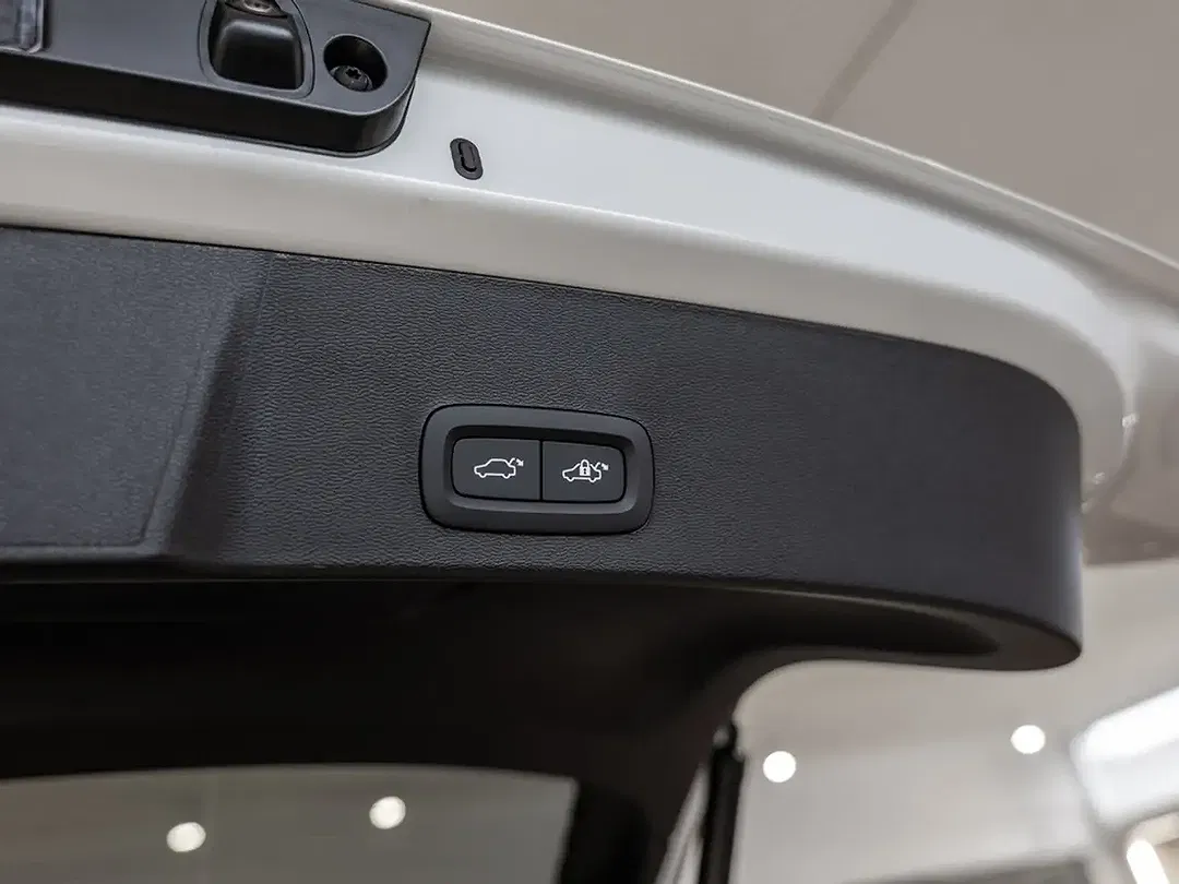 Volvo XC40 - Thumbnail 7