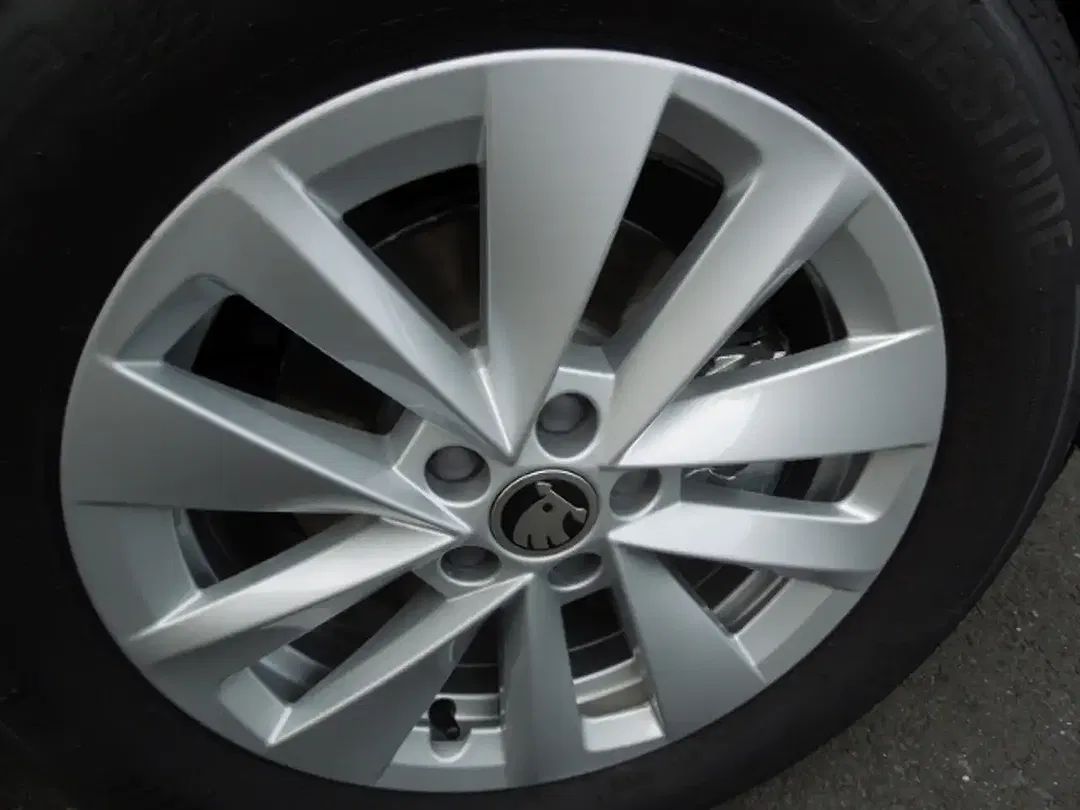Skoda Kamiq - Thumbnail 14
