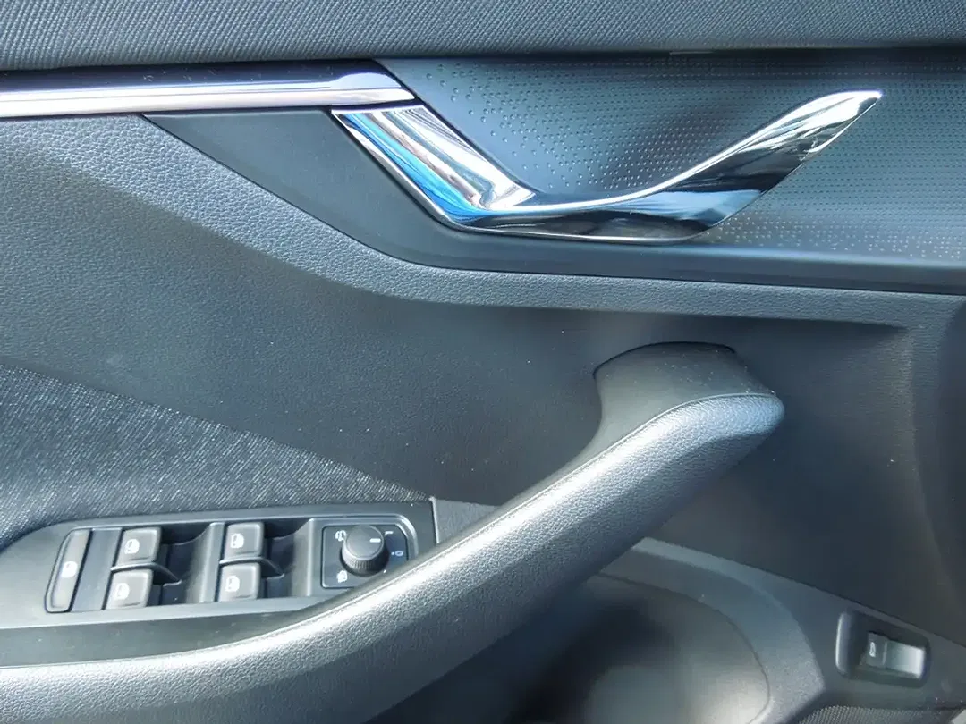 Skoda Kamiq - Thumbnail 8