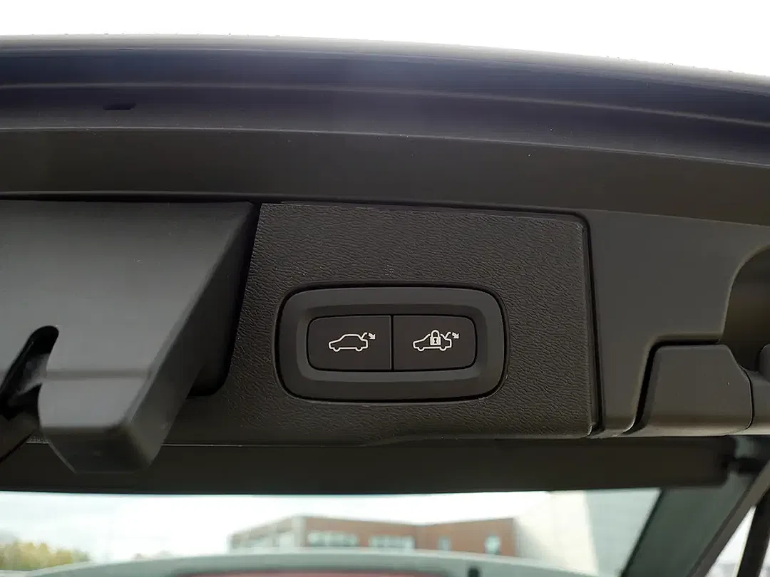 Volvo XC60 - Thumbnail 15