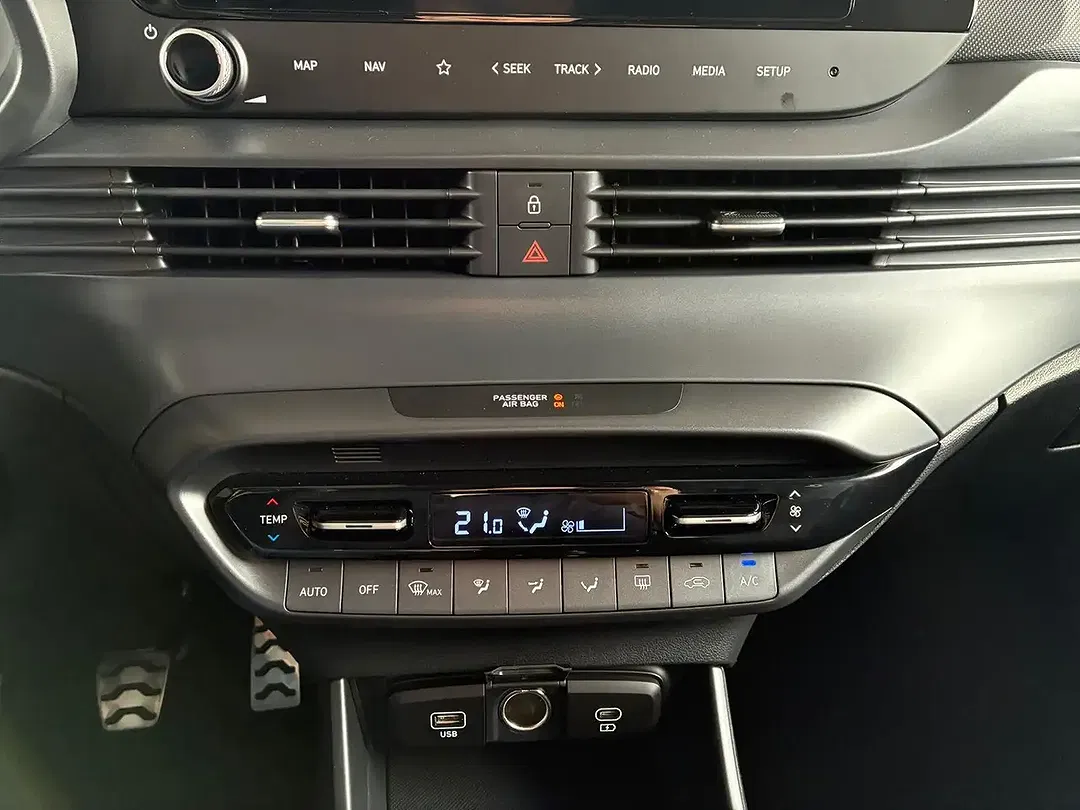 Hyundai BAYON - Thumbnail 14