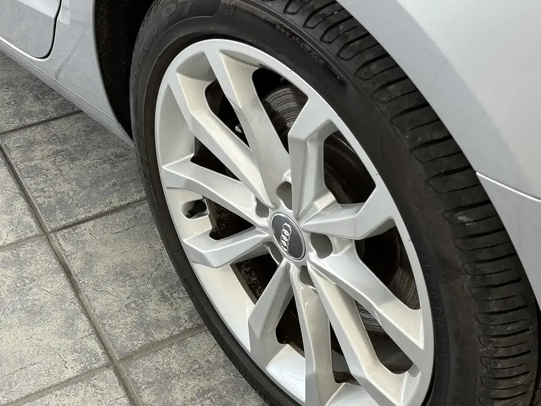 Audi A4 - Thumbnail 7