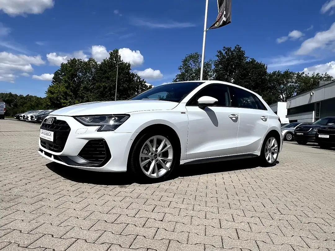 Audi A3 - Thumbnail 1