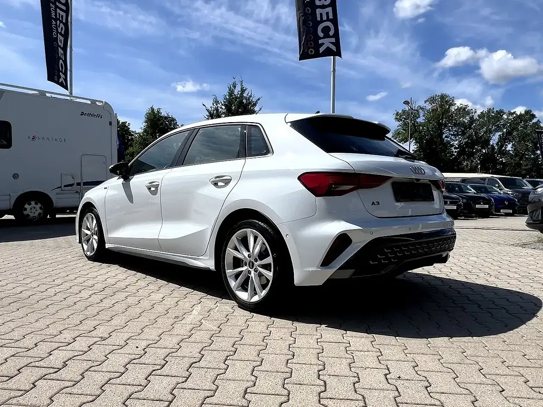 Audi A3 - Thumbnail 3