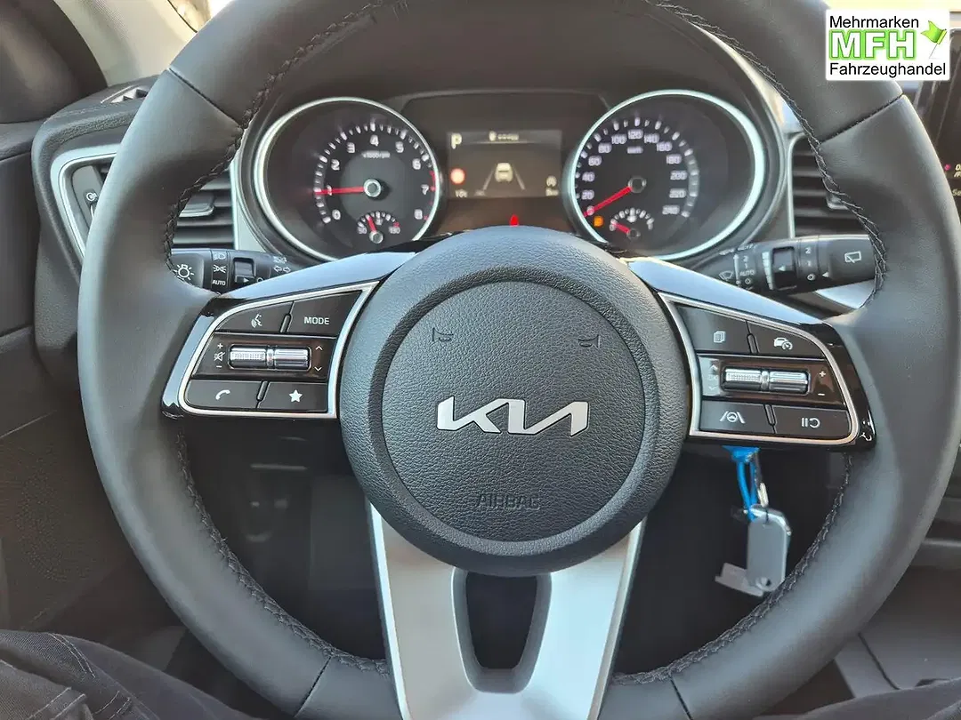 Kia XCeed - Thumbnail 15