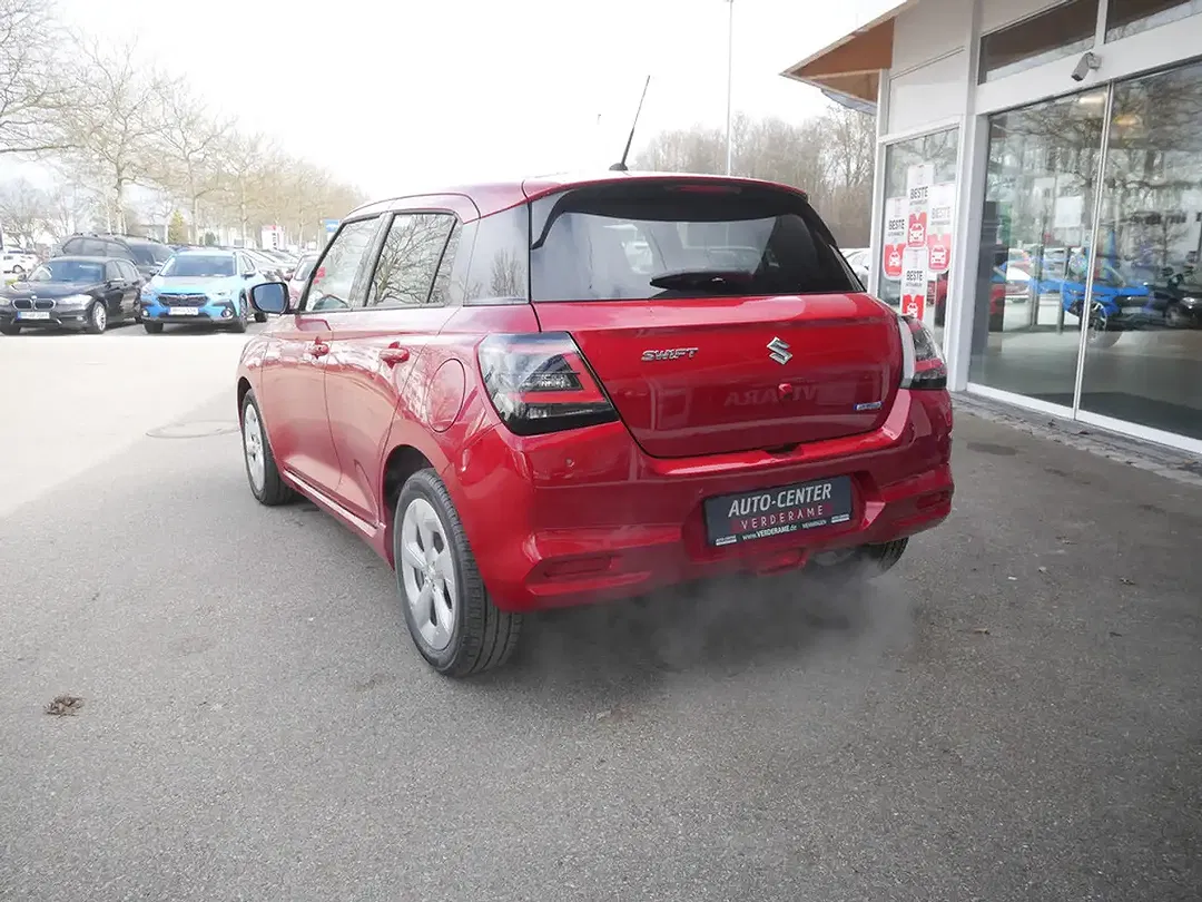Suzuki Swift - Thumbnail 4