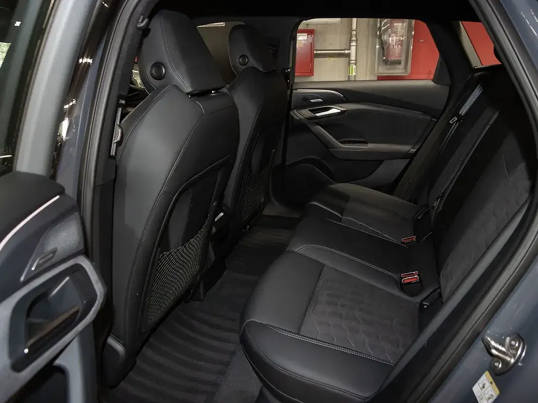 Audi S6 e-tron - Thumbnail 12