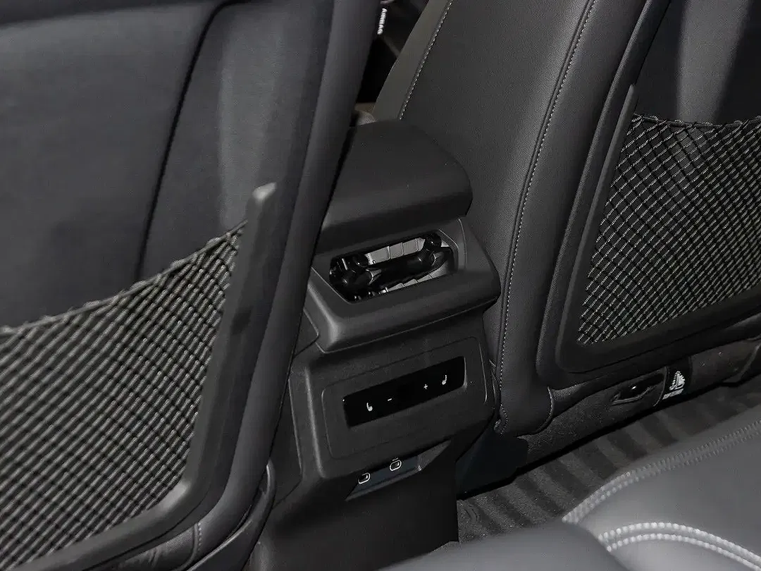 Audi S6 e-tron - Thumbnail 13