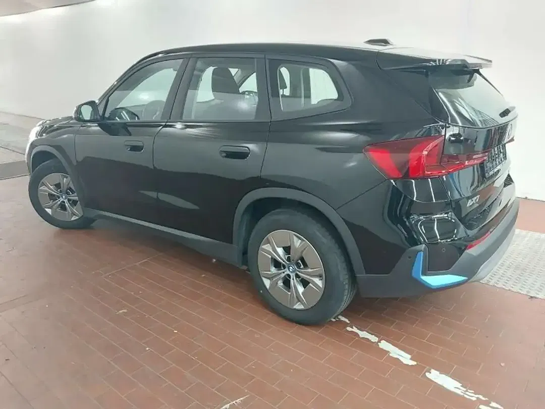 BMW iX1 xDrive - foto 1