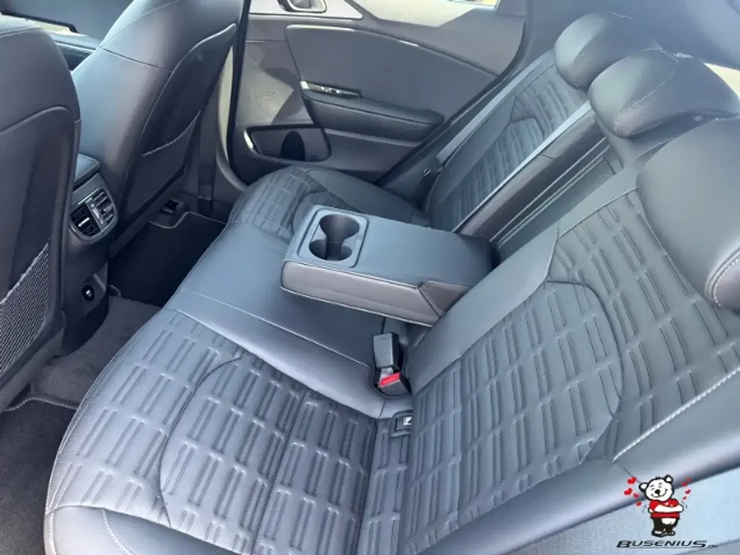 Kia XCeed - Thumbnail 8