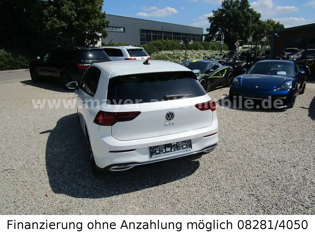Volkswagen Golf - Thumbnail 5