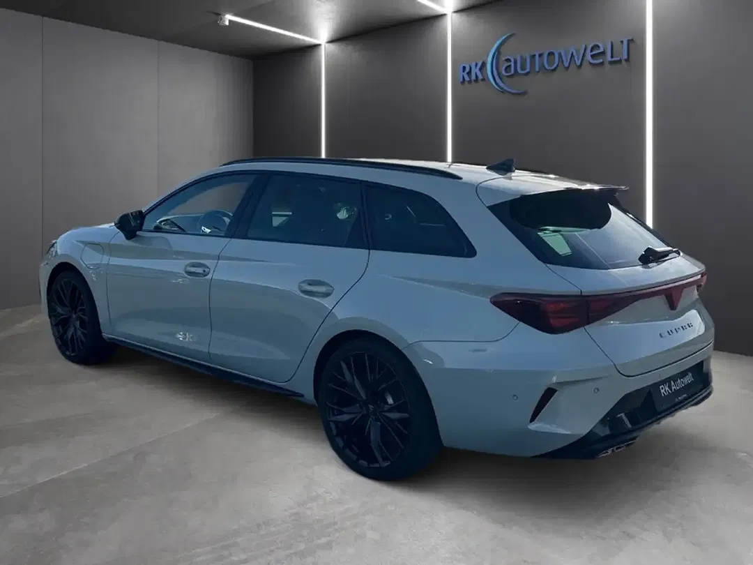 CUPRA Leon - Thumbnail 5