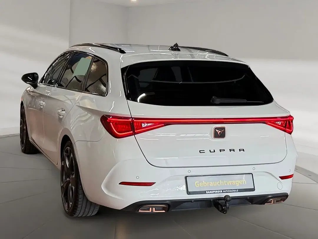 CUPRA Leon - Thumbnail 4