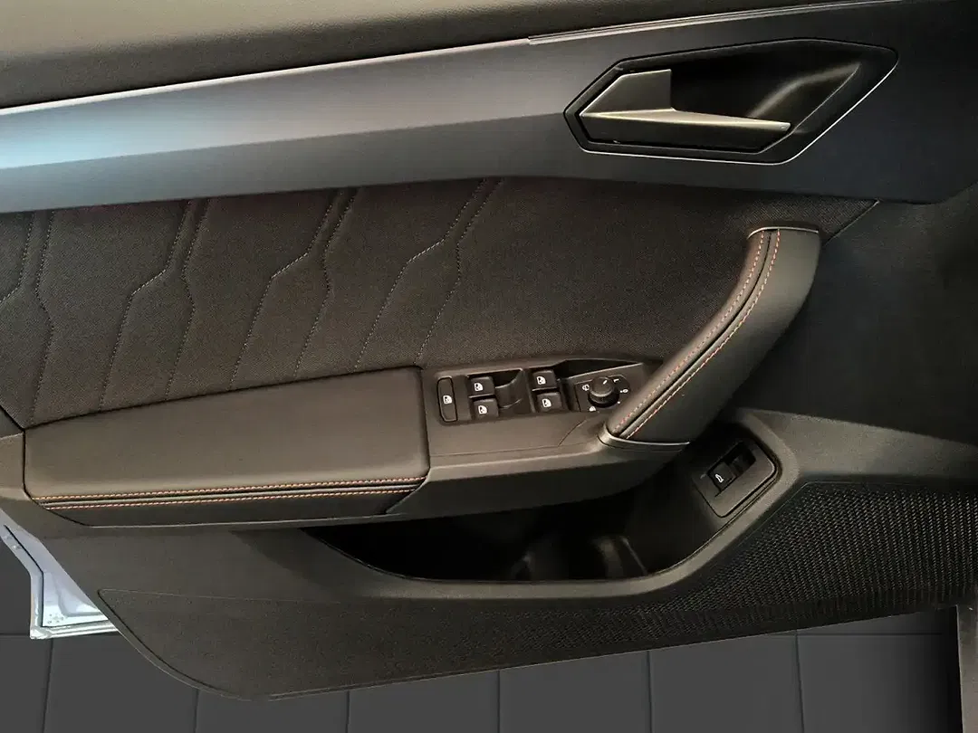 CUPRA Leon - Thumbnail 12