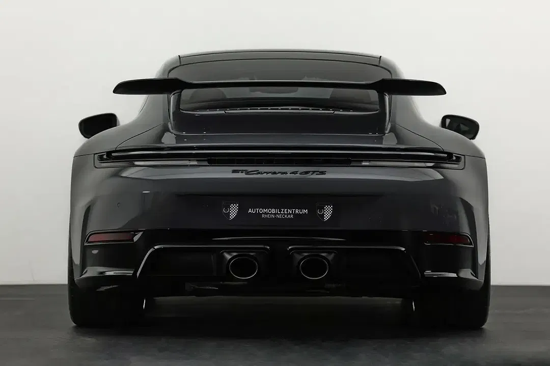 Porsche 911 - Thumbnail 8
