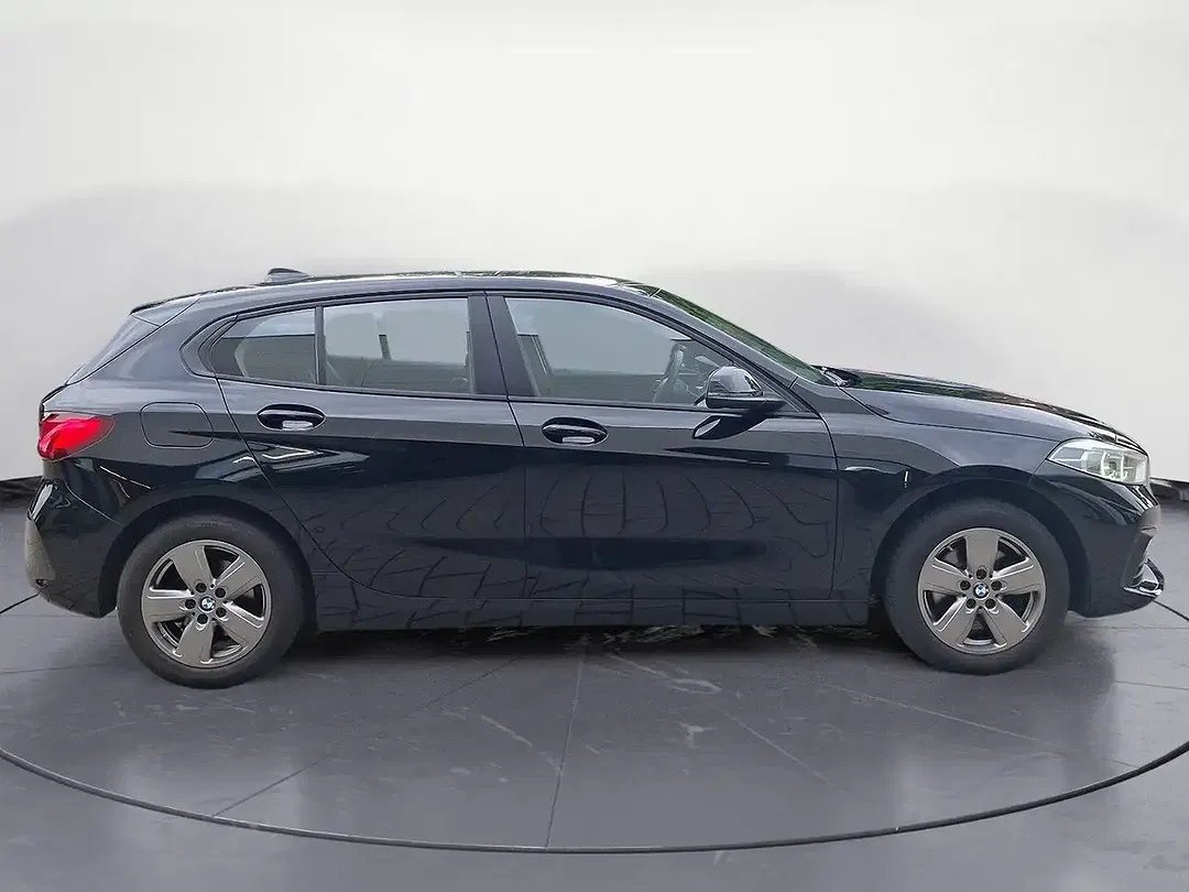 BMW 118 - Thumbnail 5