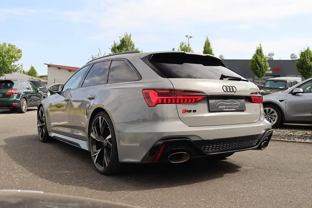 Audi RS6 - Thumbnail 7