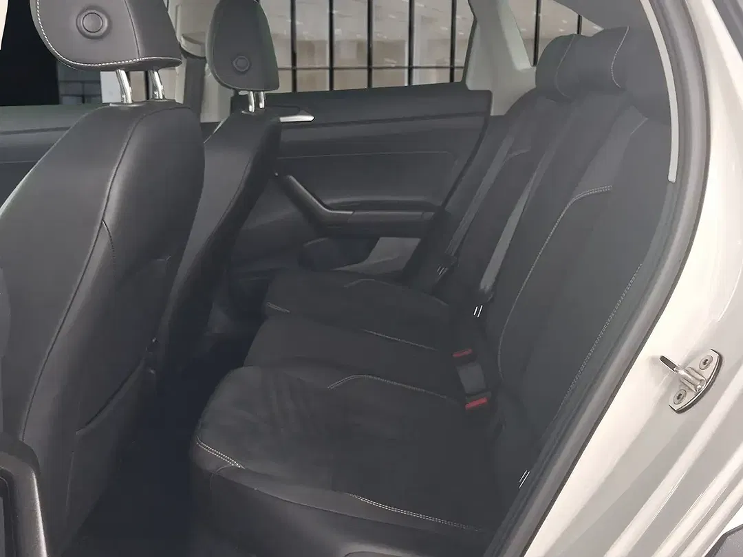 Volkswagen Taigo - Thumbnail 6