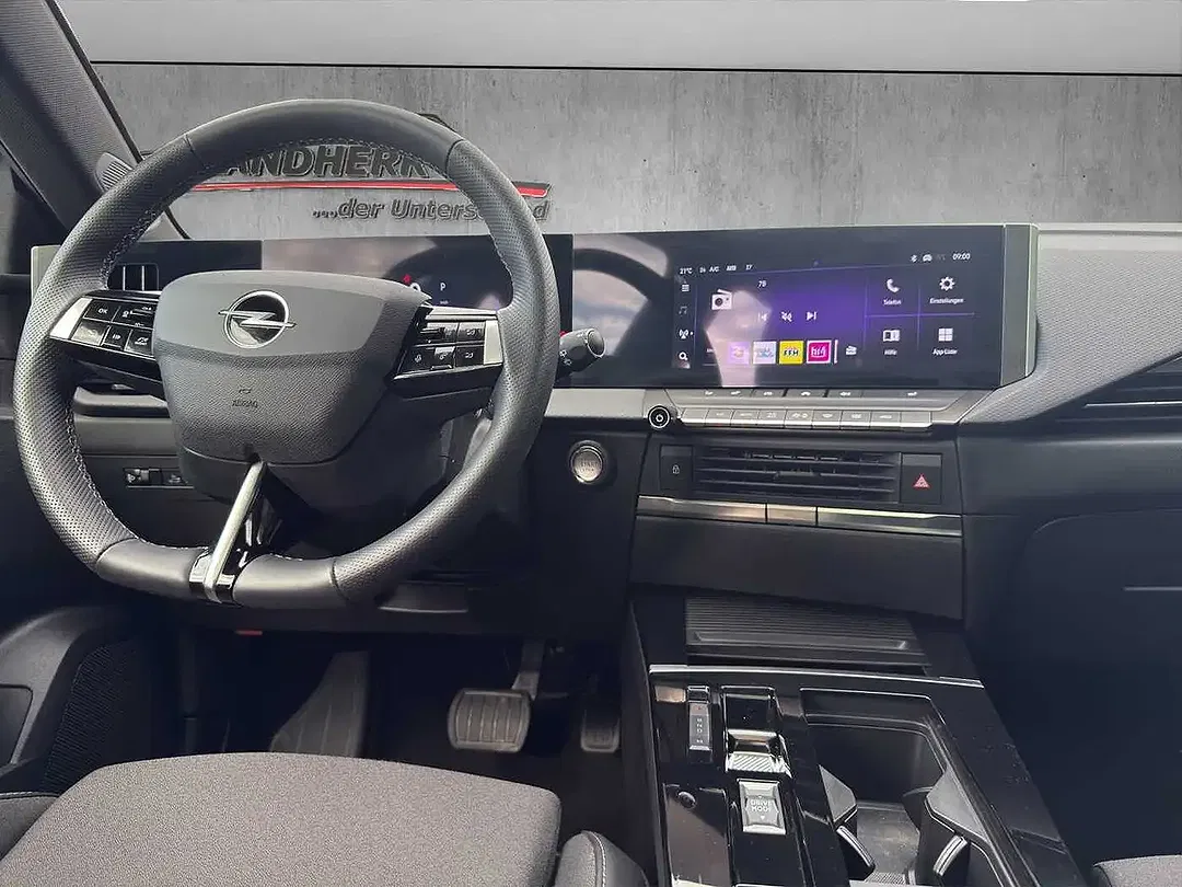 Opel Astra - Thumbnail 4