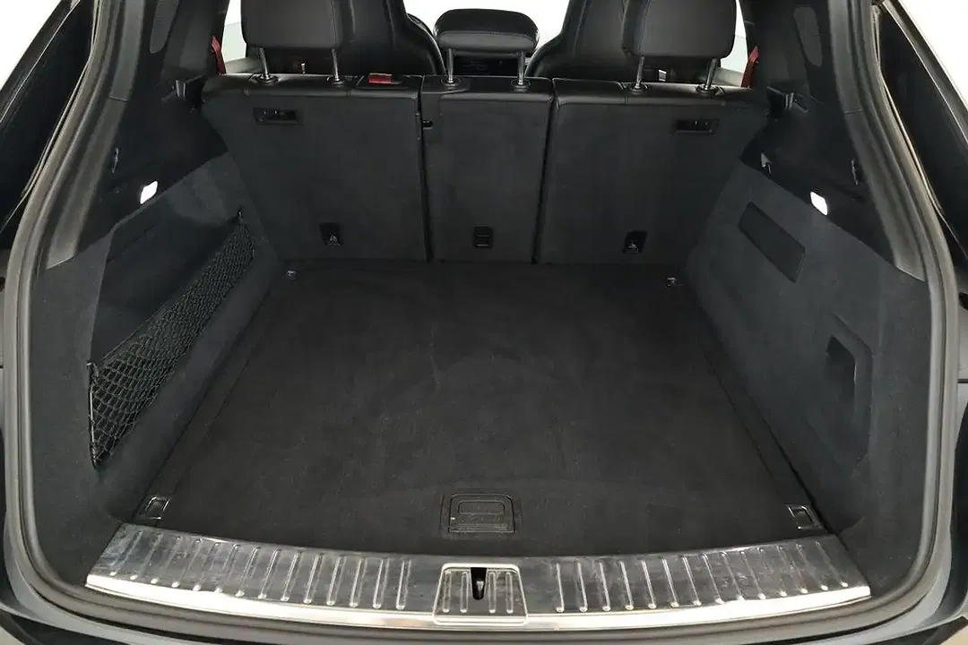 Porsche Cayenne - Thumbnail 10