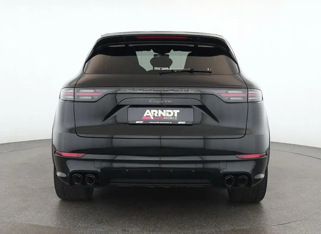 Porsche Cayenne - Thumbnail 6