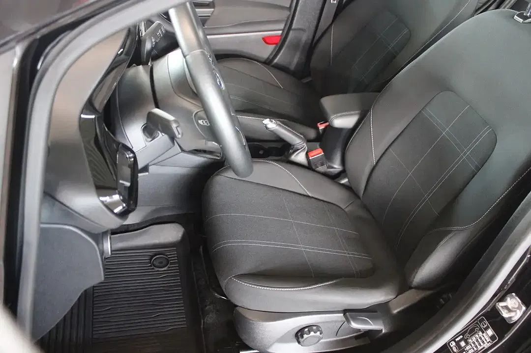 Ford Fiesta - Thumbnail 10