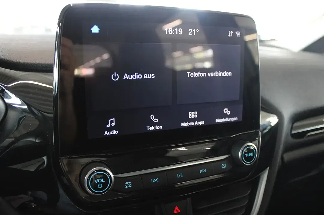 Ford Fiesta - Thumbnail 13