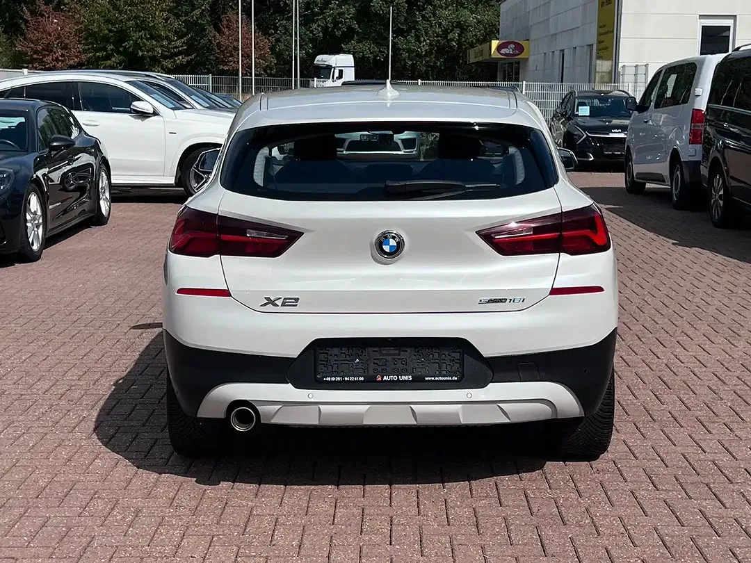 BMW X2 - Thumbnail 4