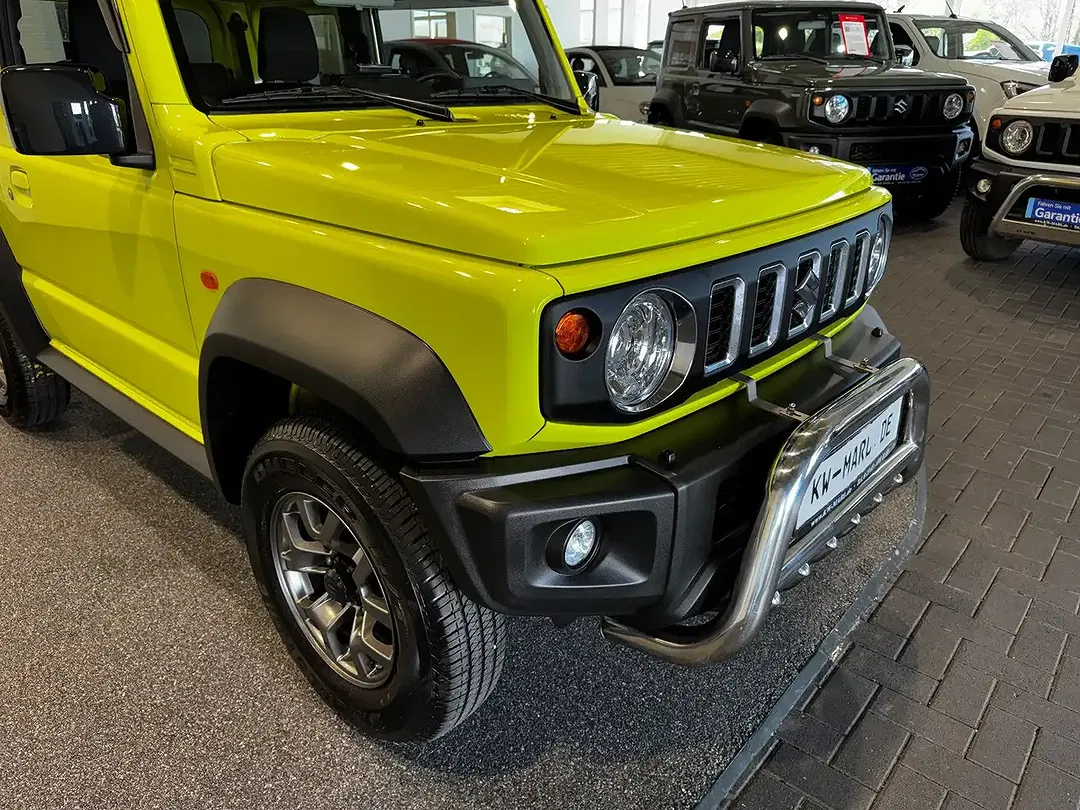 Suzuki Jimny - Thumbnail 10