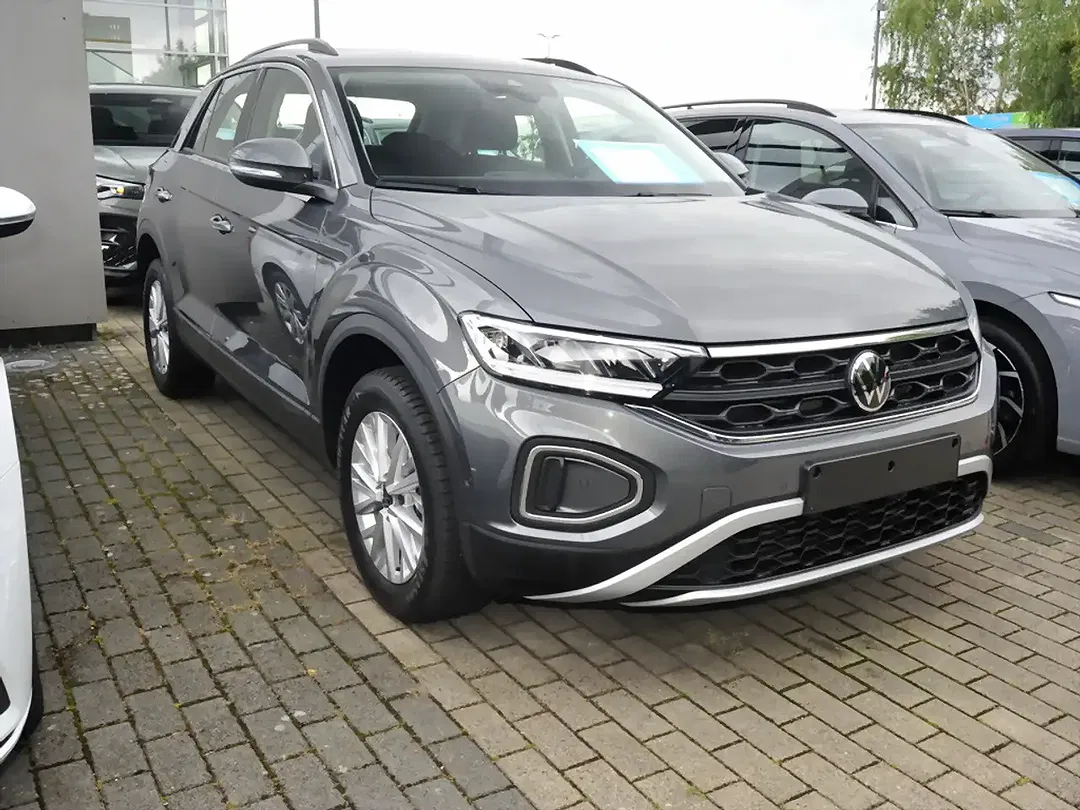 Volkswagen T-Roc - Thumbnail 3