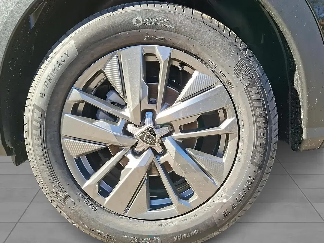 Peugeot 3008 - Thumbnail 6