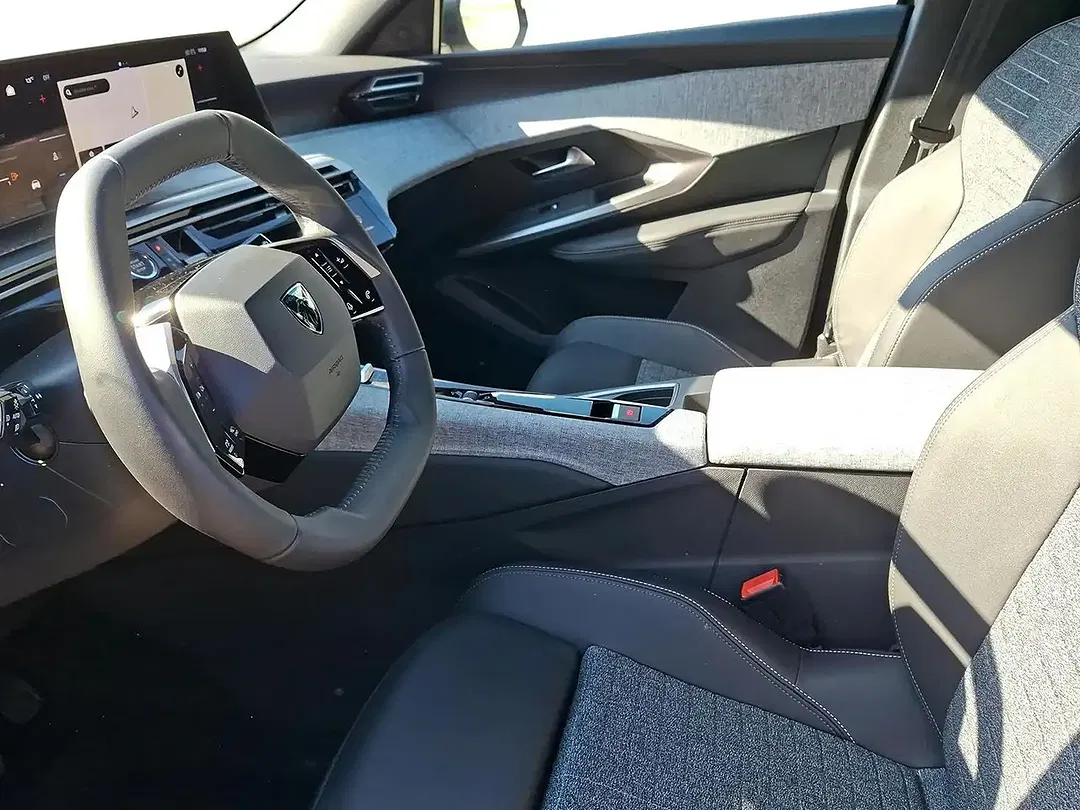 Peugeot 3008 - Thumbnail 7