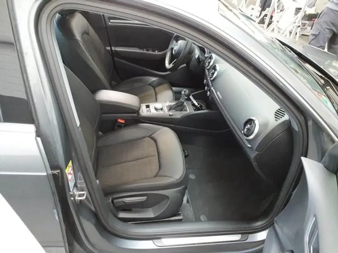 Audi A3 - Thumbnail 5
