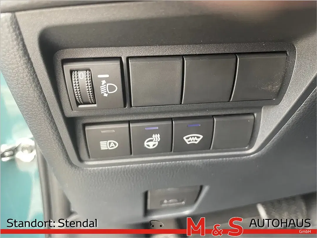 Toyota Yaris Cross - Thumbnail 18