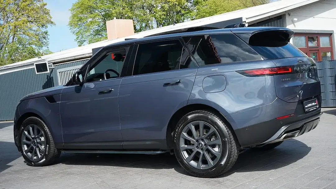 Land Rover Range Rover Sport - Thumbnail 11
