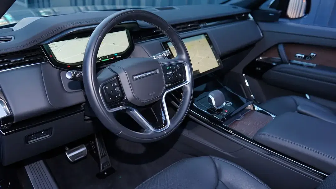 Land Rover Range Rover Sport - Thumbnail 3