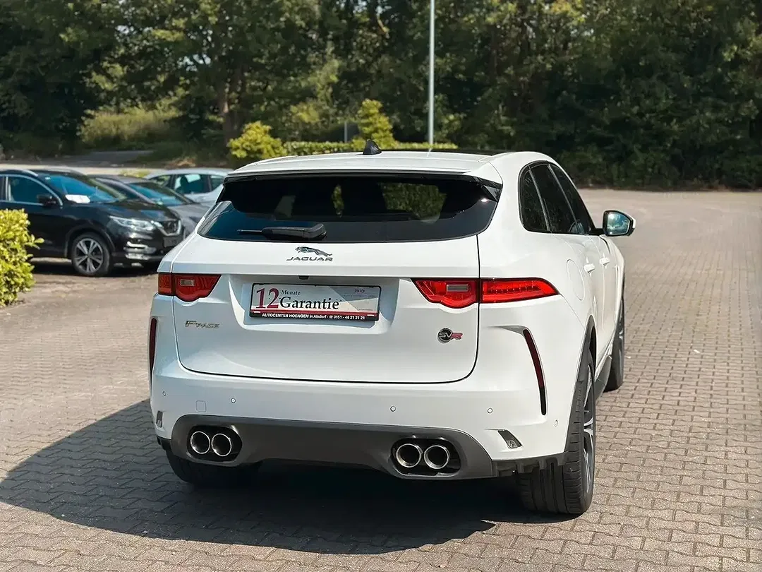 Jaguar F-Pace - Thumbnail 9