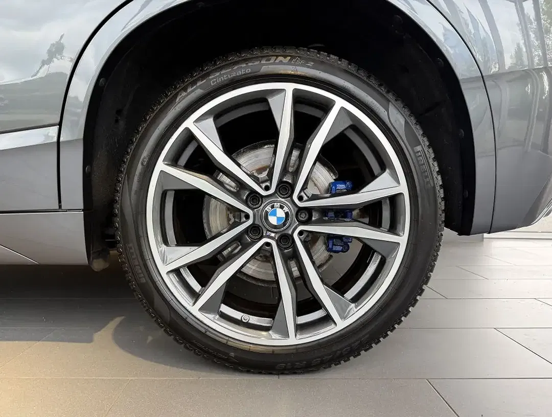 BMW X2 M - Thumbnail 7
