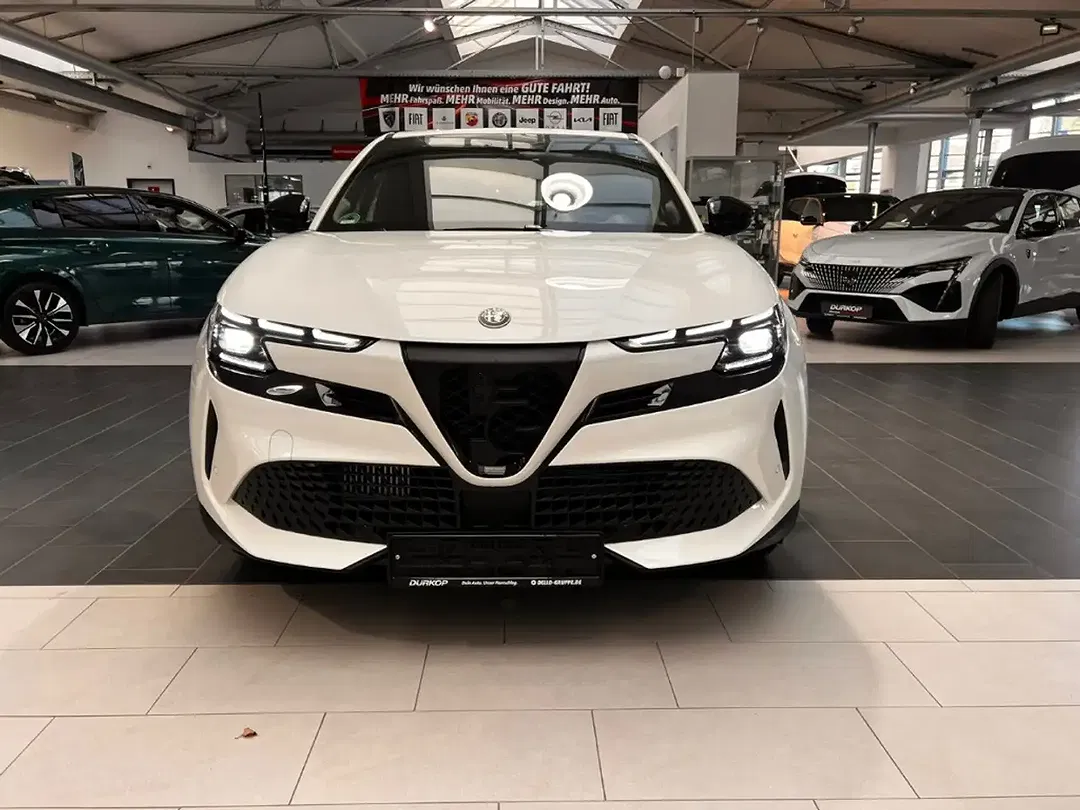 Alfa Romeo Junior 1.2 VGT MHEV Speciale - foto 2