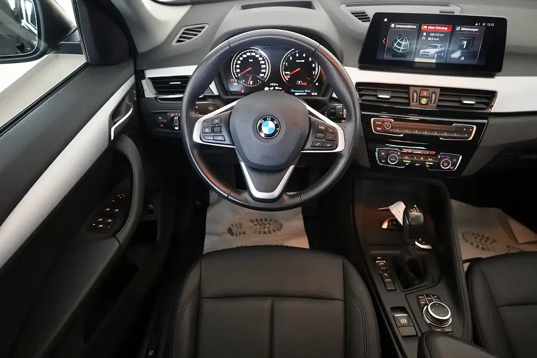 BMW X1 - Thumbnail 5