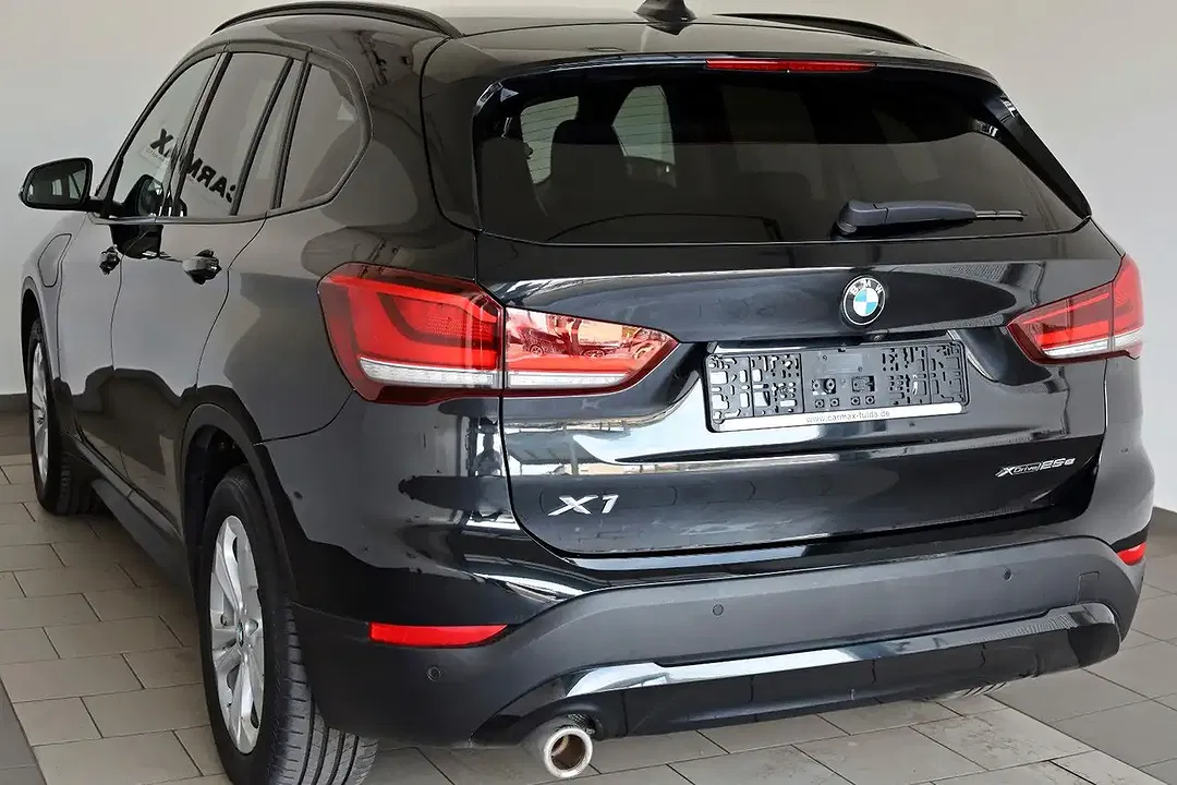 BMW X1 - Thumbnail 8