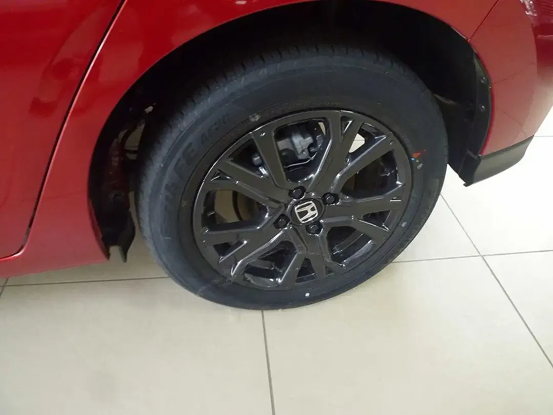 Honda Jazz - Thumbnail 3