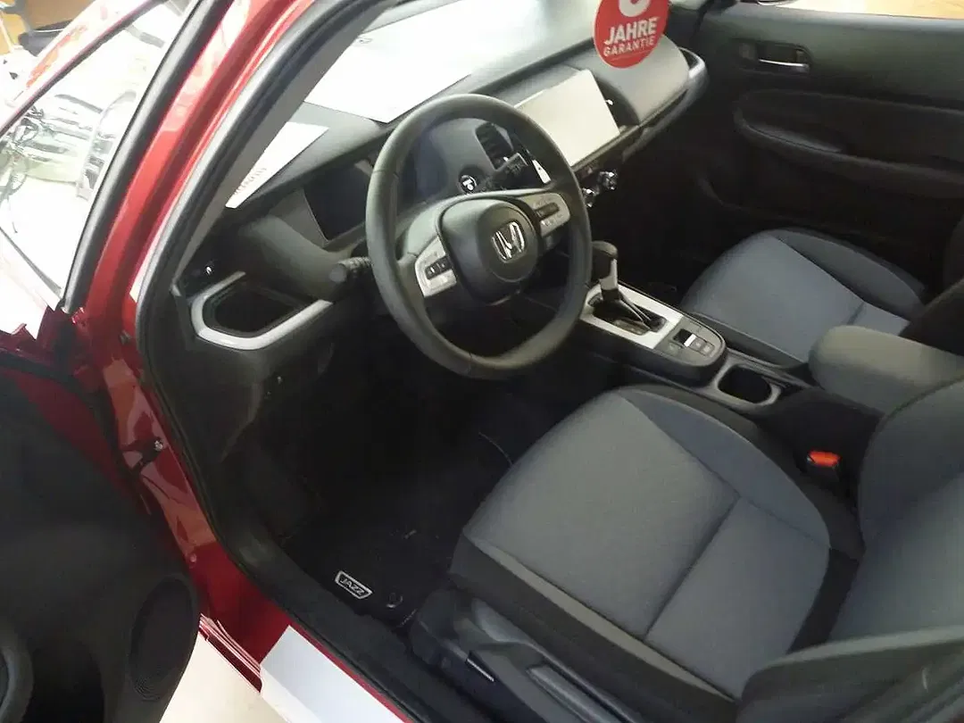 Honda Jazz - Thumbnail 8